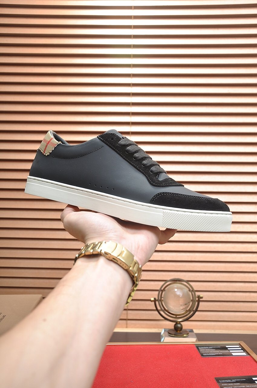 Burberry Check Heel Tab Low-Top Sneakers