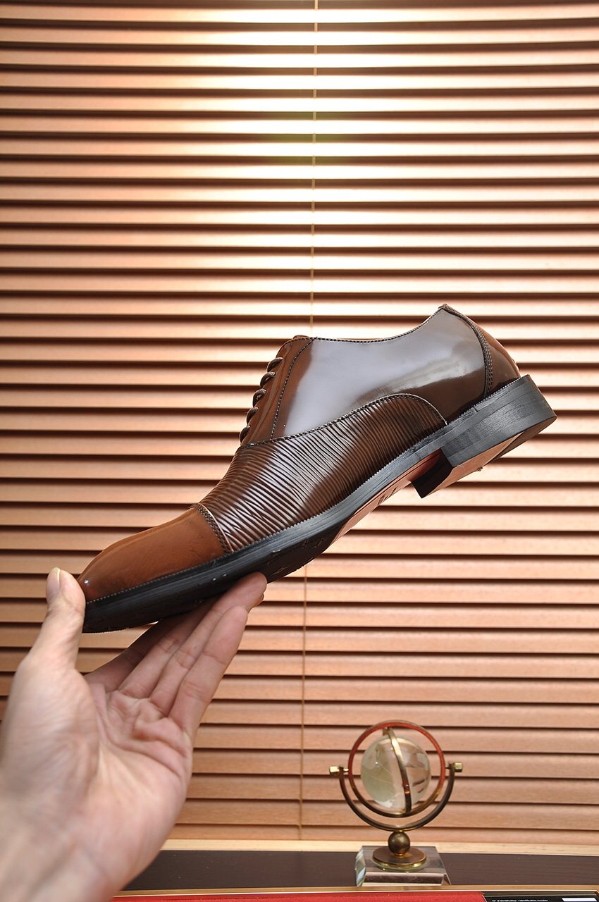 Louis Vuitton Lace-Up Dress Shoes