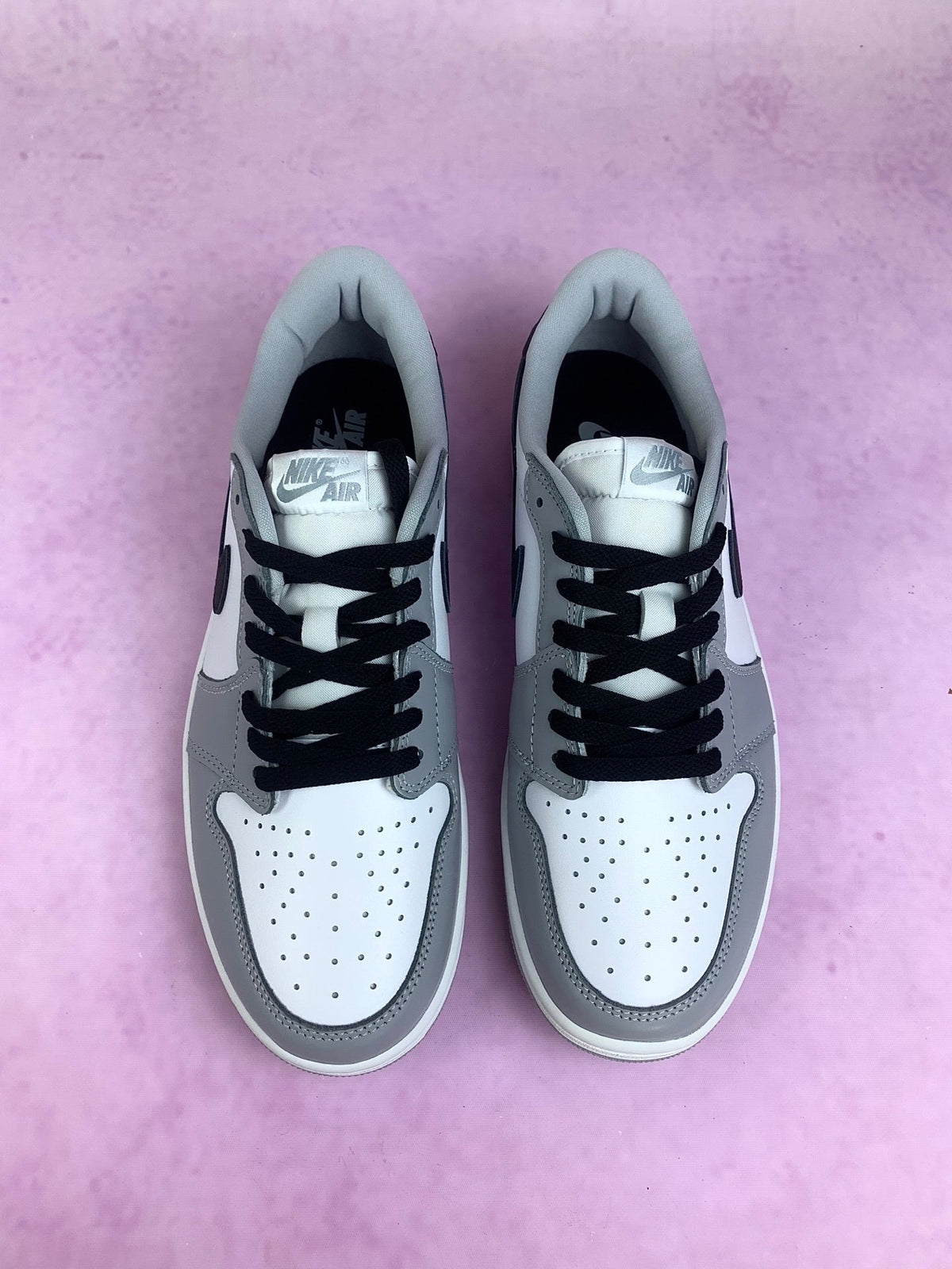 Air Jordan 1 Low Barons Wolf Grey Unisex Sneakers CZ0790-110