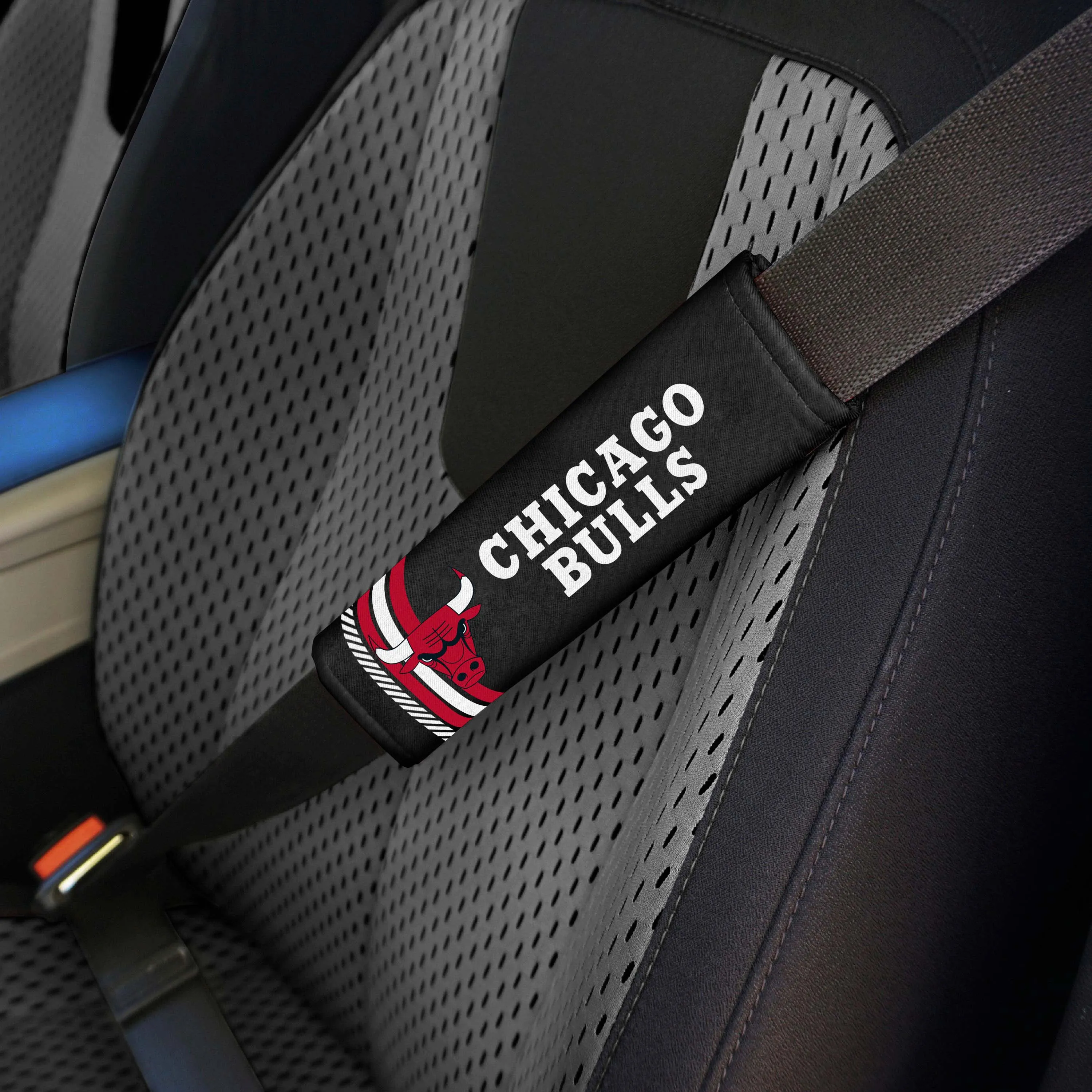 Fanmats Chicago Bulls Team Color Rally Seatbelt Pad - 2 Pieces