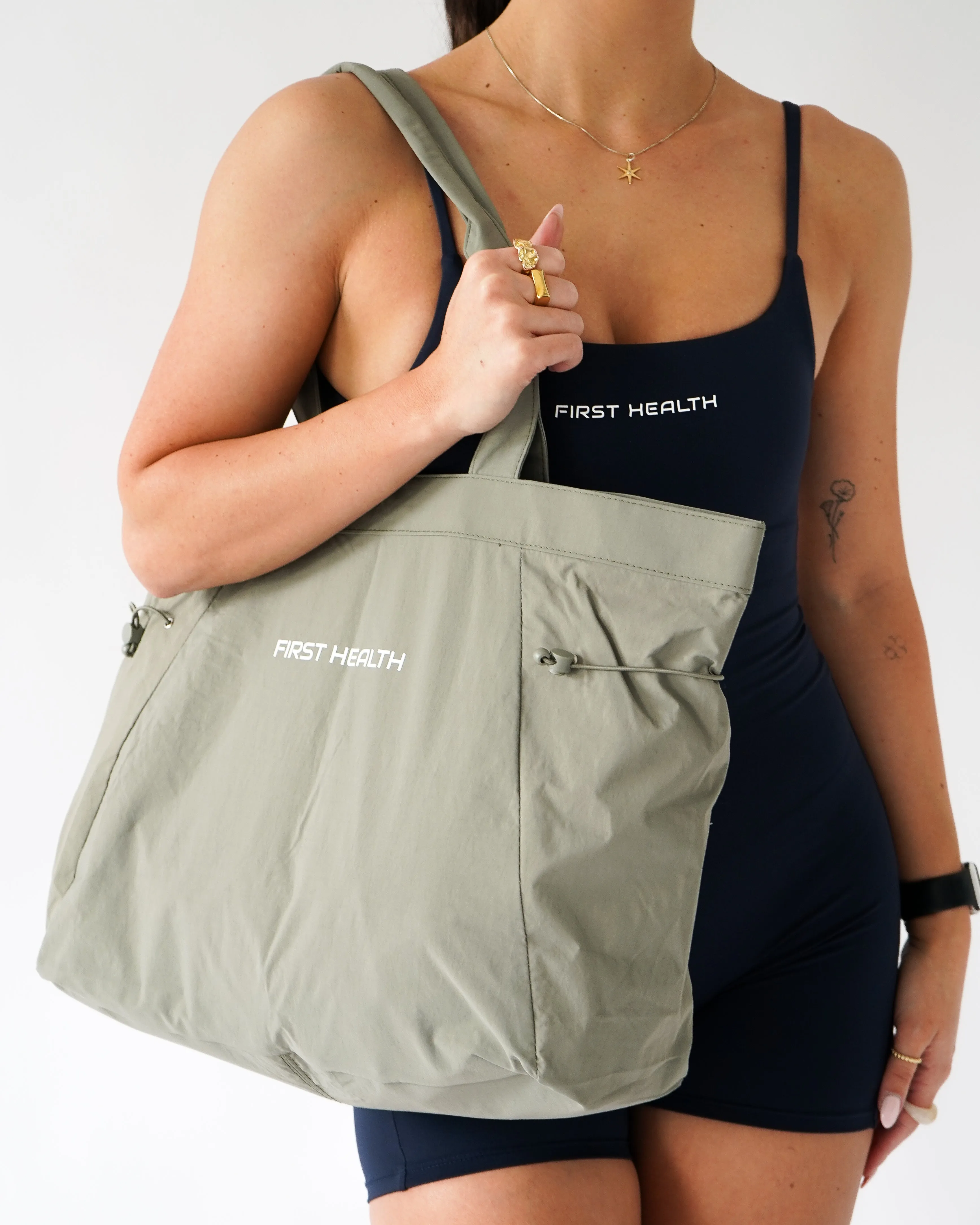 WEEKEND TOTE - Olive